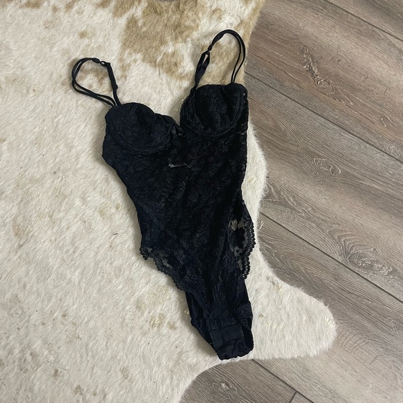 Victoria’s Secret vintage black lace high cut bodysuit - Picture 2 of 7